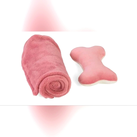 Petco Essentials Blush Pink Small Pet Bed Blanket & Plush Squeaky Toy (2 sets) - Picture 4 of 7